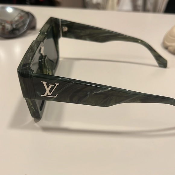 Authentic - Picture 2 of 2